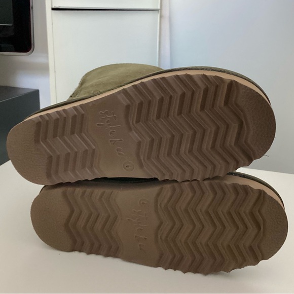 \Style & Co.\ NWT Teenyy Olive Booties - Picture 11 of 14